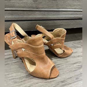 Gianni Bini heel Size 8 1/2M